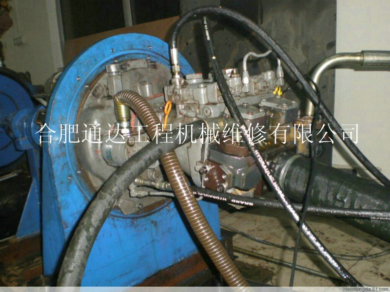 EX200-5挖掘机液压泵检测